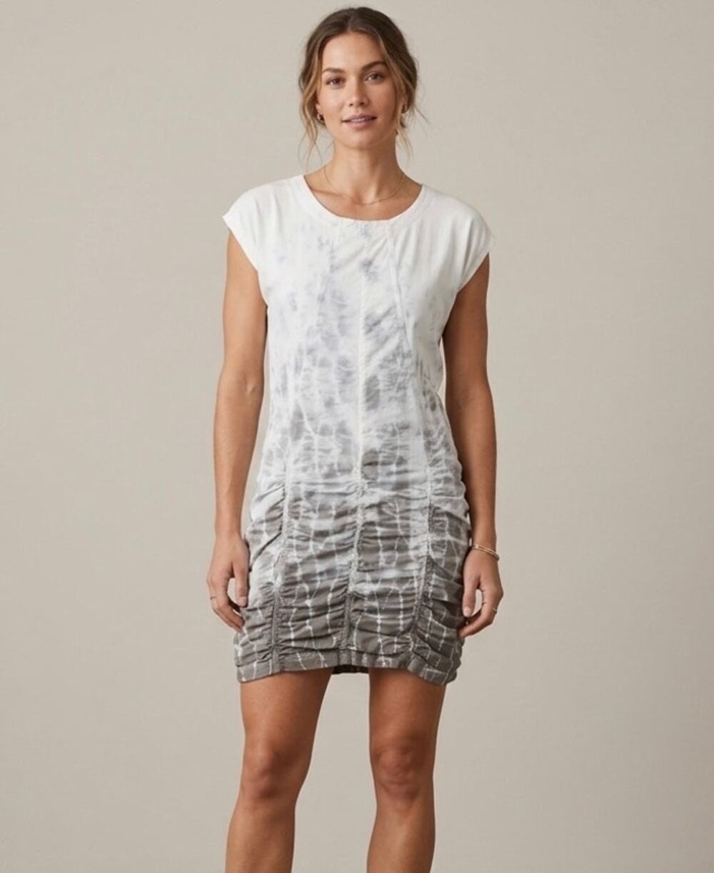 XCVI Wearables Aviana Ruched Gray White Ombre Tie Dye Boho Artsy Size Small